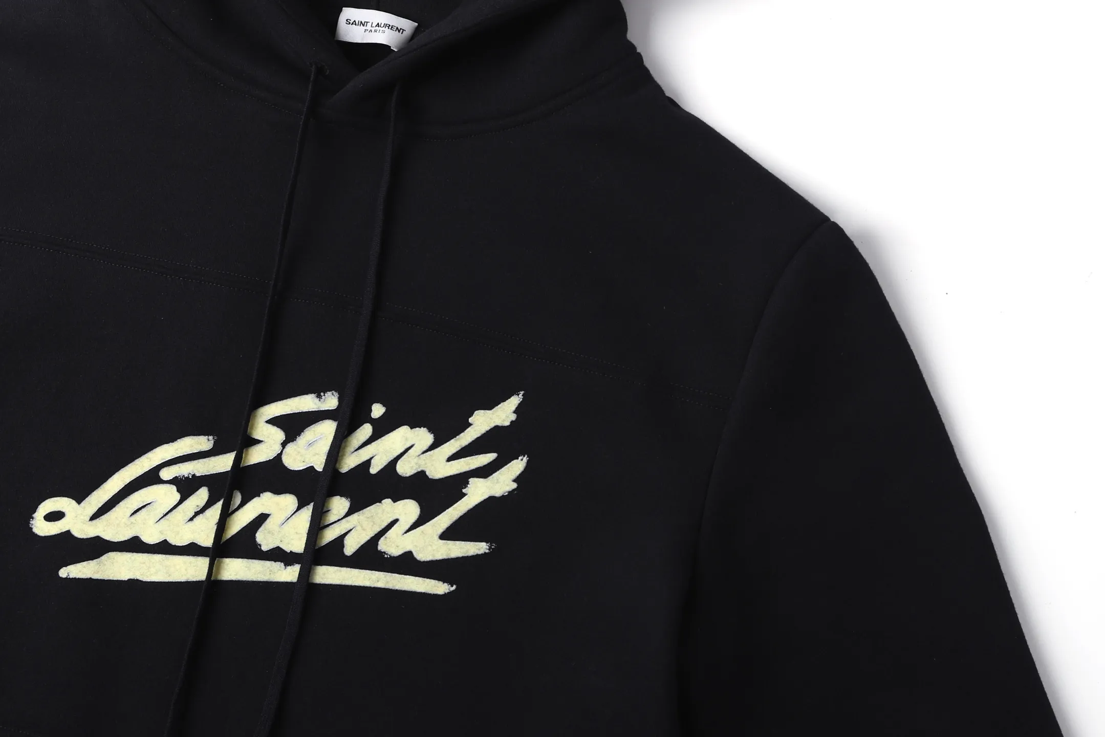 P410 SAINT LAURENT Yves Saint Laurent LOGO printed hooded sweatshirt ●Authentic 4239 purchase and development ●350 grams of combed cotton pearl fleece ●420 grams of trendy brand ribs ●100% cotton bundle cloth ●Fabrics fermentation wash ●Flock printing ●Customized 1:1 hat rope ●Customized 1:1 hanging clock ●Customized 1:1 trademark ●Fit version ●Size: S M L XL ●Style number: 2016/3B#10